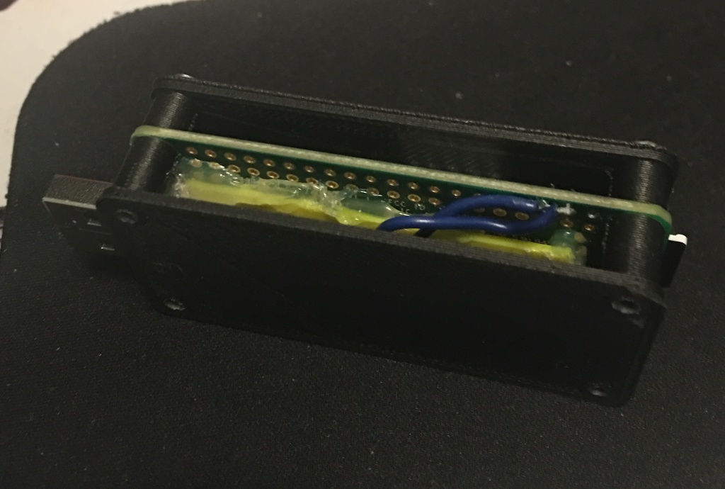 Pi Zero USB Dongle Case (for newer Wifi edition)