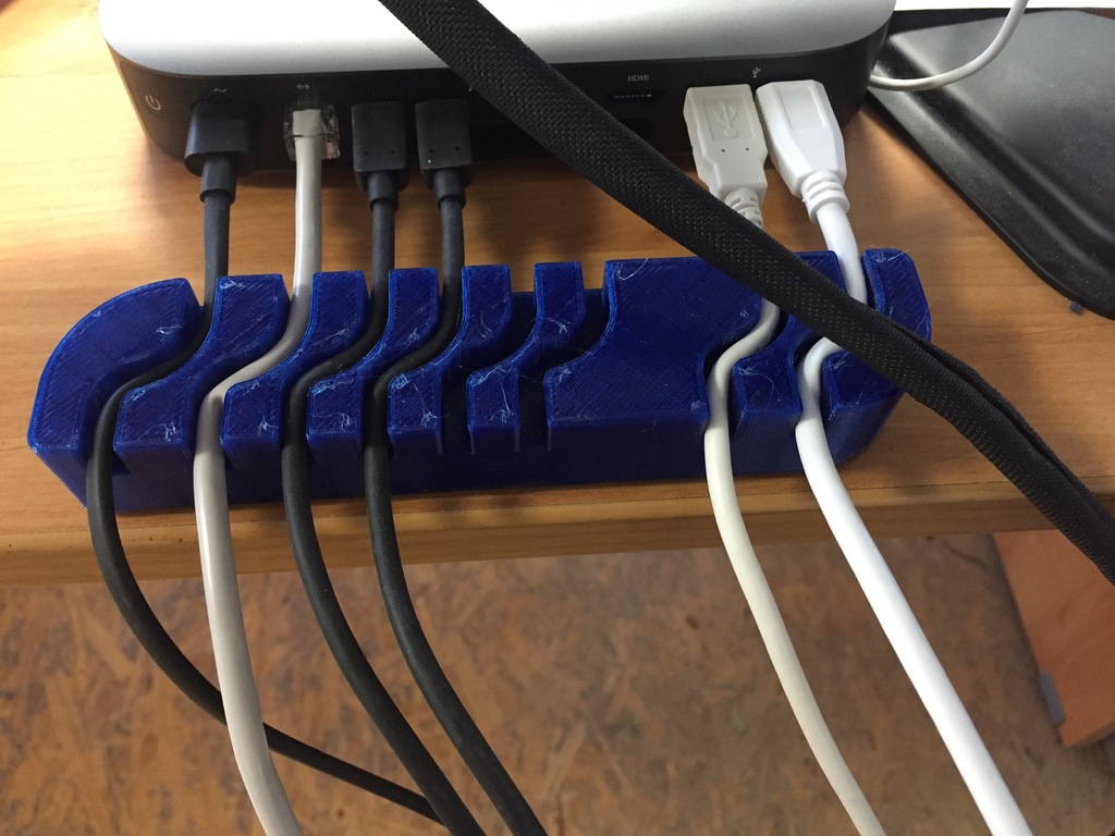 Mac mini (2018) cable organizer