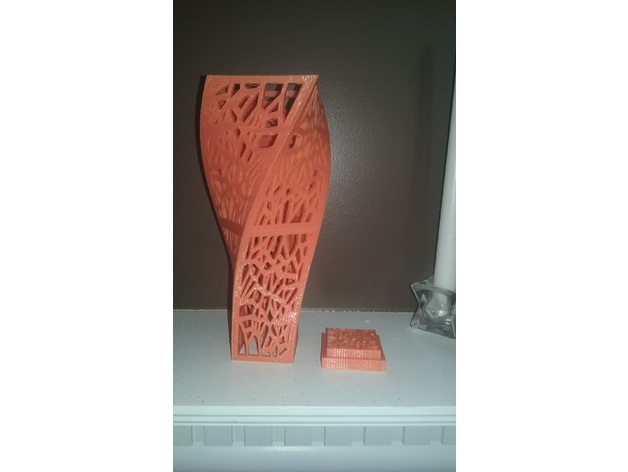 Large Voronoi Spiral Centerpiece Vase with base