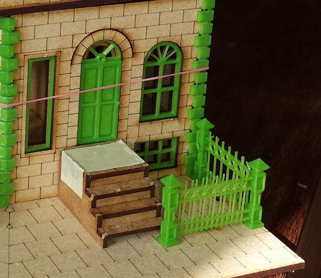  28mm building details: Wrought iron fence