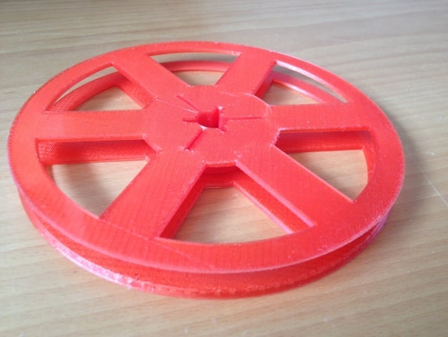 Super 8, Standard 8mm, and 16mm Film Reel Generator by STTrife - Thingiverse