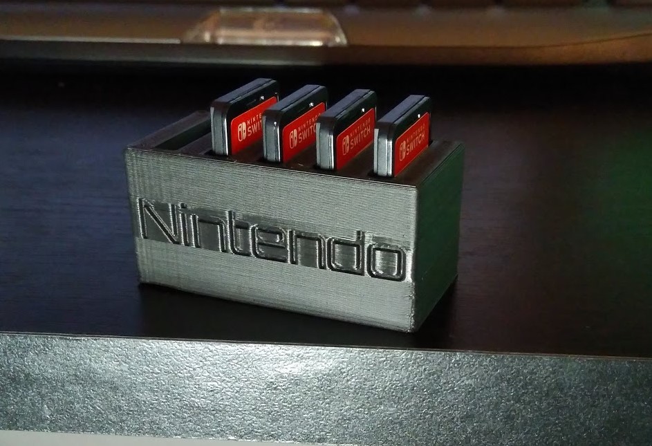 Nintendo Switch - game cartridge holder