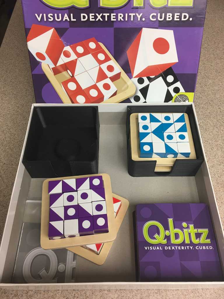 Q•Bitz Plate/Cube Holder