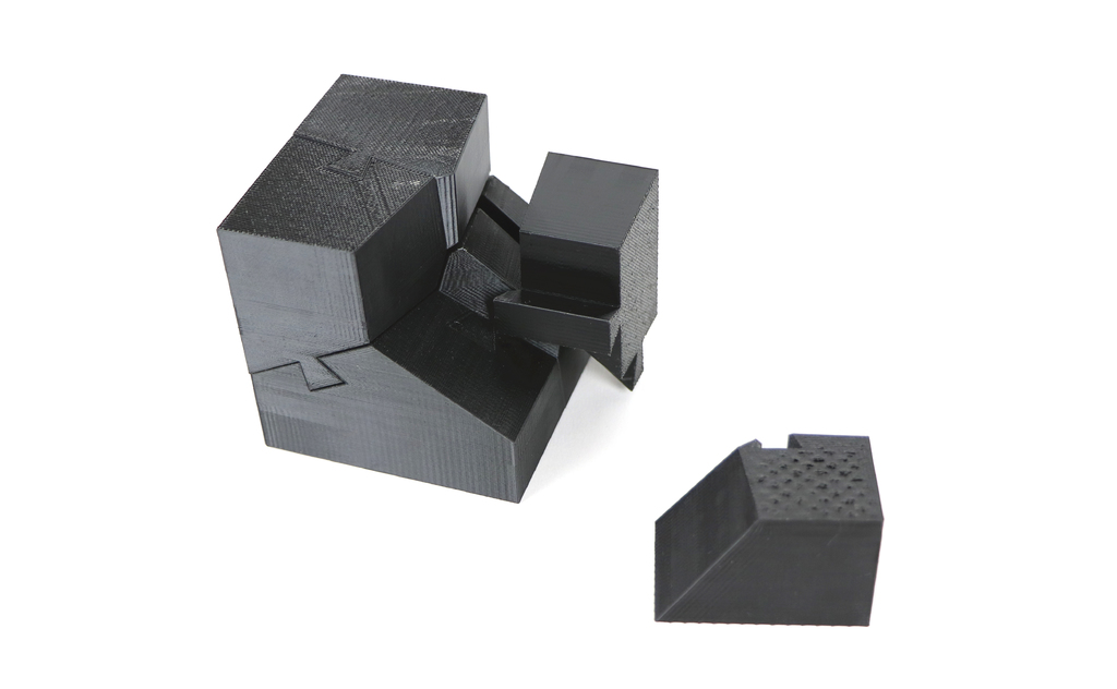 3D Cube-type Voronoi Puzzle