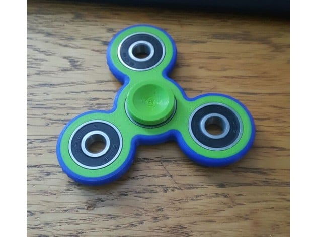 Dual extrusion spinner
