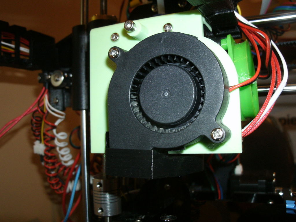 Radial fan support for Startt/Tronxy XY-100/Anet A8 printer