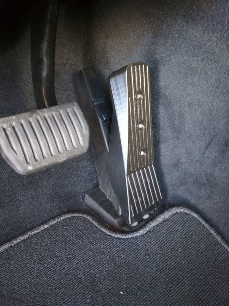 Volvo gas pedal extension