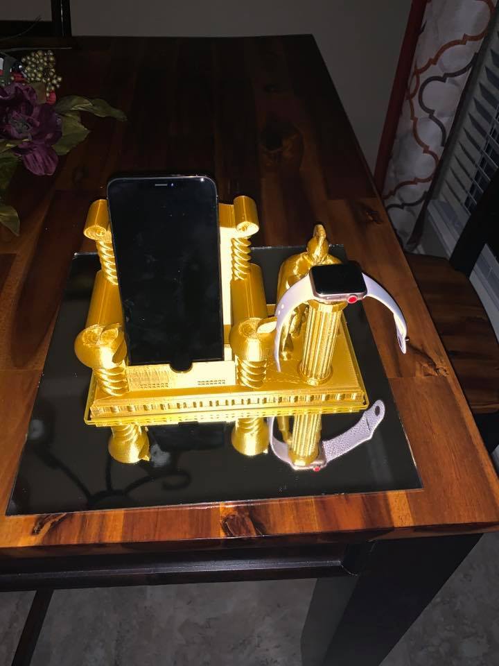 Iphone XS Max IWatch Airpod stand