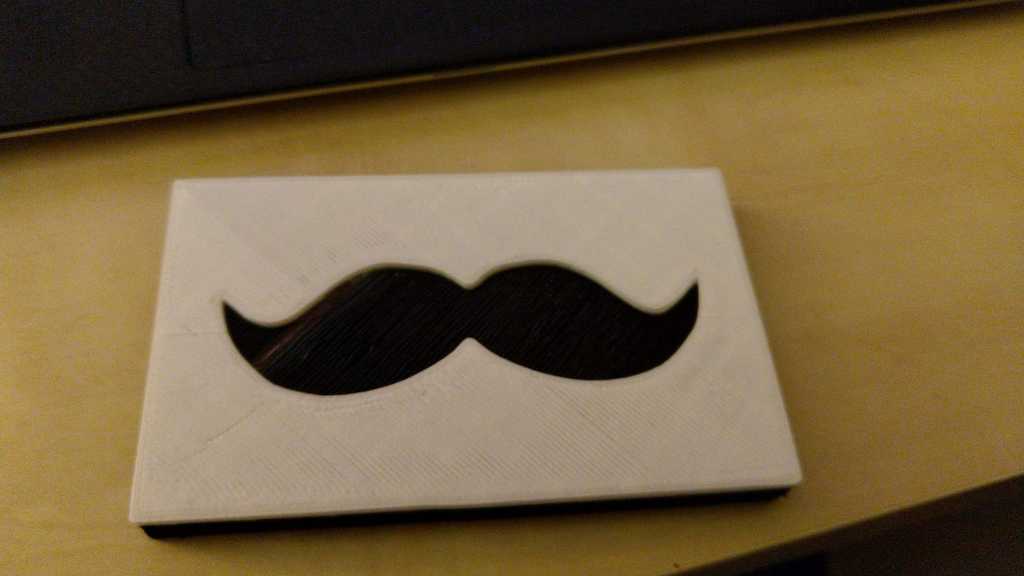Moustache Geocaching magnetic box