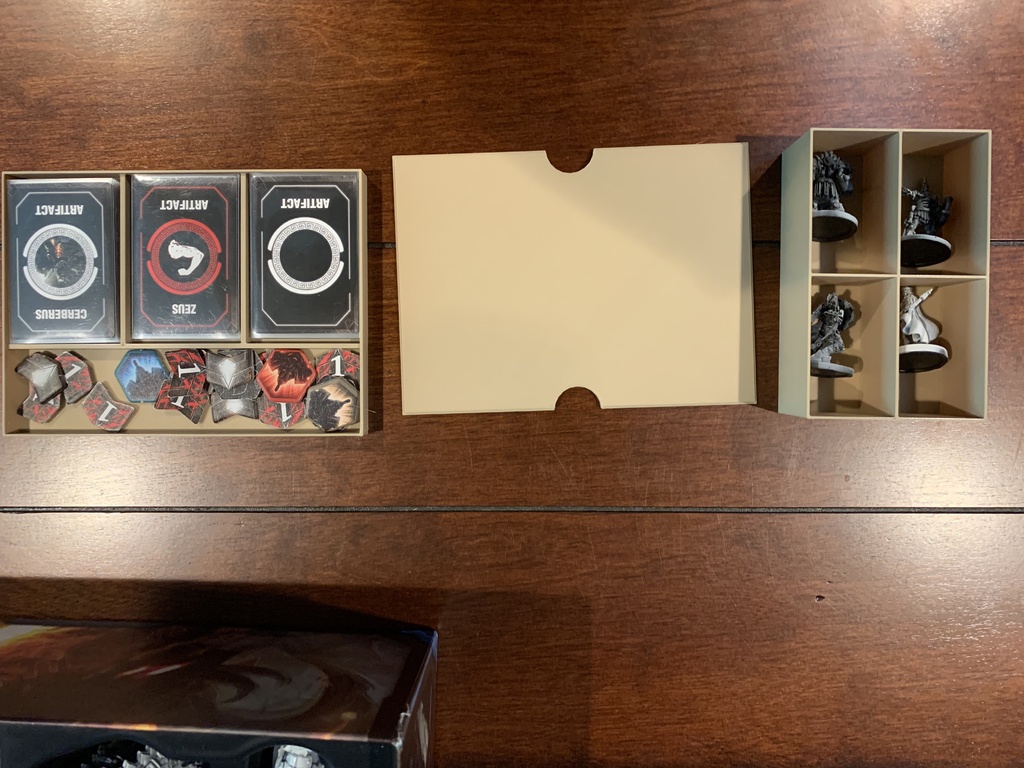 Lords of Hellas Base Storage For Sleeved Cards