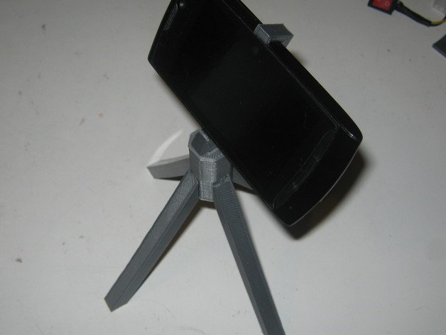 simple phone cam stand (Fits small printers)