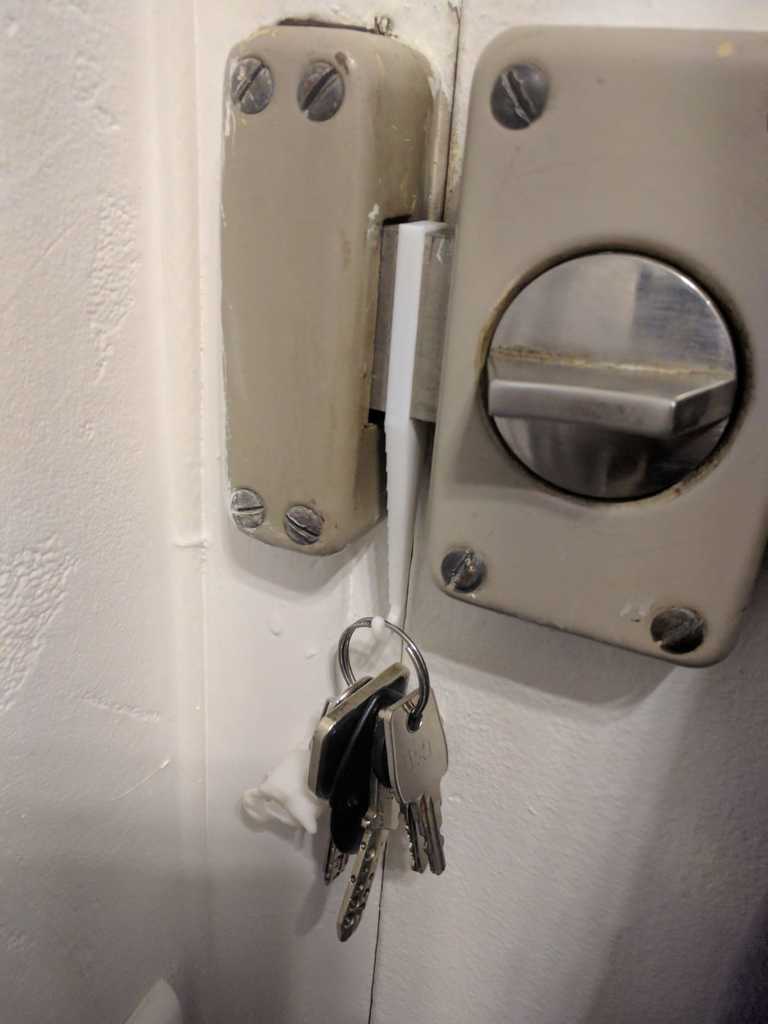 door key holder