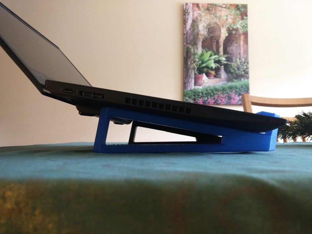 Improved ThinkPad Stand