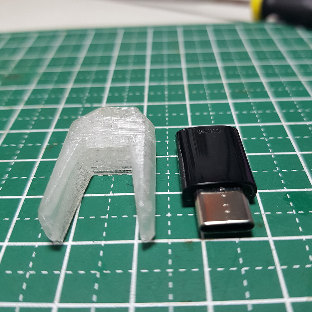 Keychain Holder Galaxy S8 Adapter USB-C<->Micro 