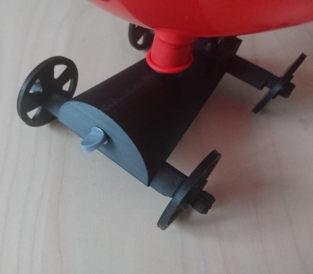 Jet Plug for Balloon Powered Jet Car with Snap in Wheels and Duplo Seat 