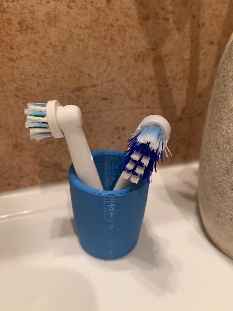 Toothbrush holder