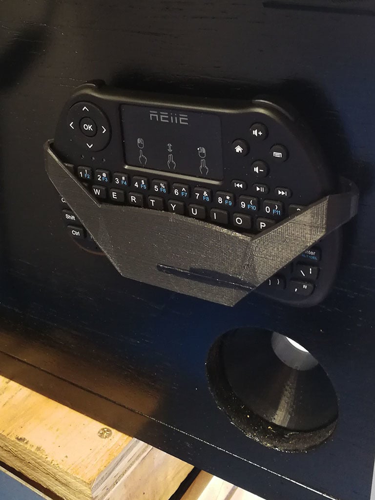 Raspberry Pi wireless keyboard holder