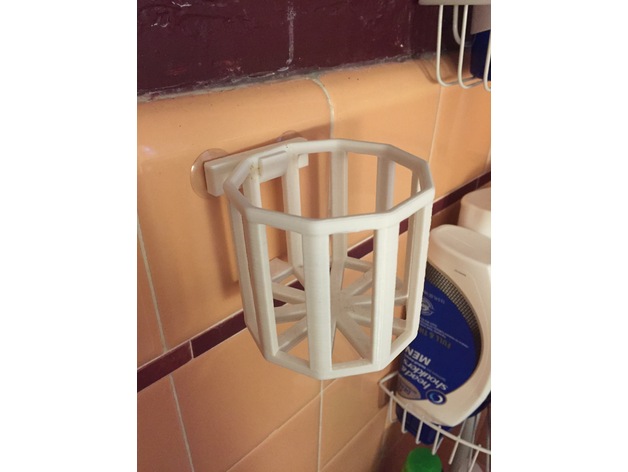Shower cup / beer holder