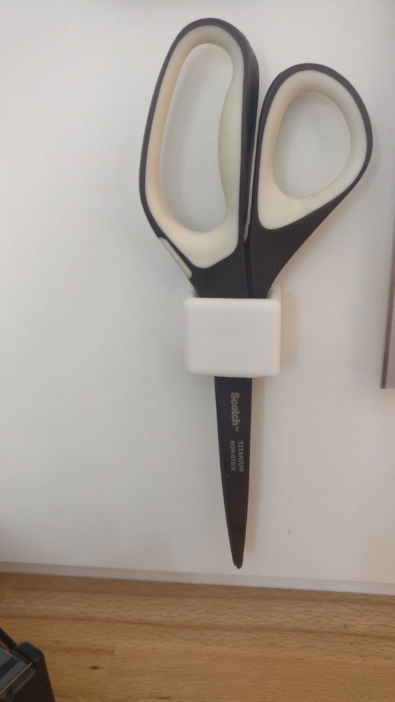 Simple Scissor holder