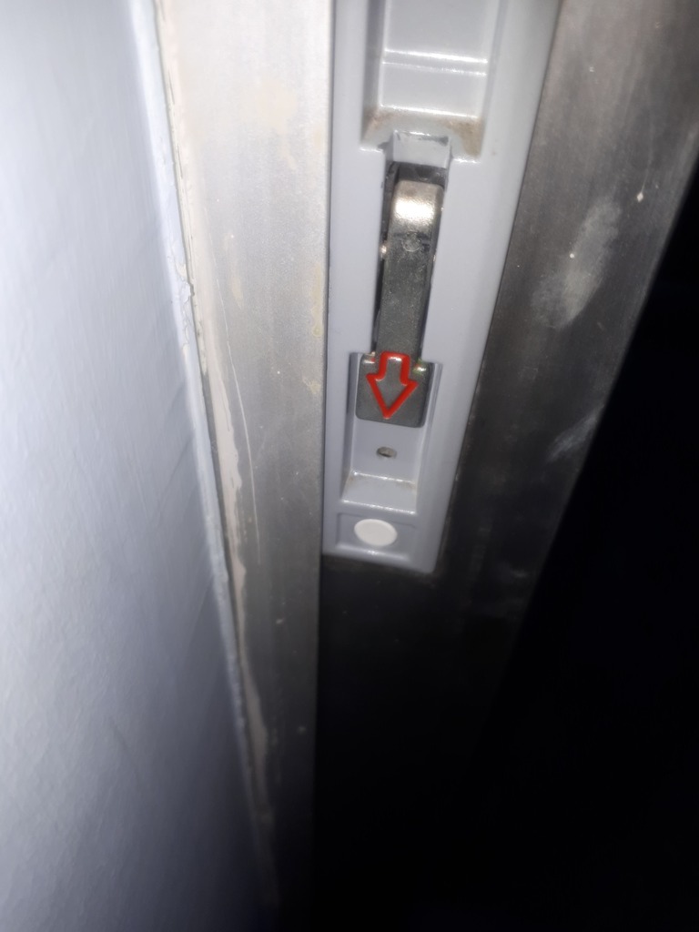Window door locking handle replacement