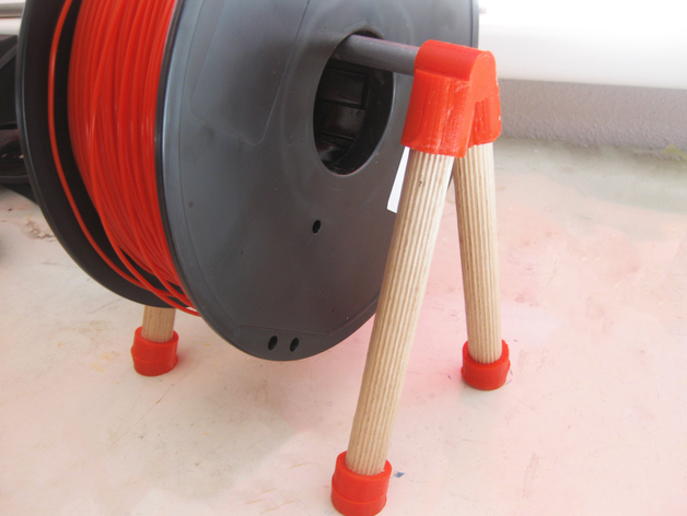 Universal filament spool holder on sticks