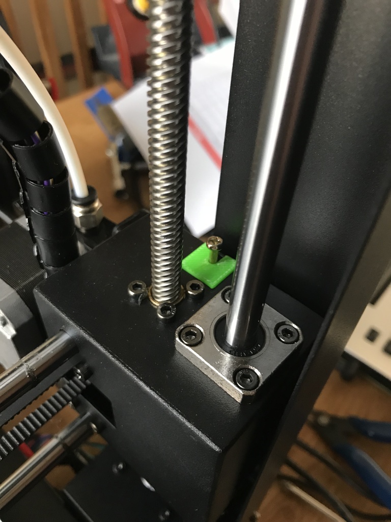 Anycubic I3 Mega Z height adjustment screw stabiliser