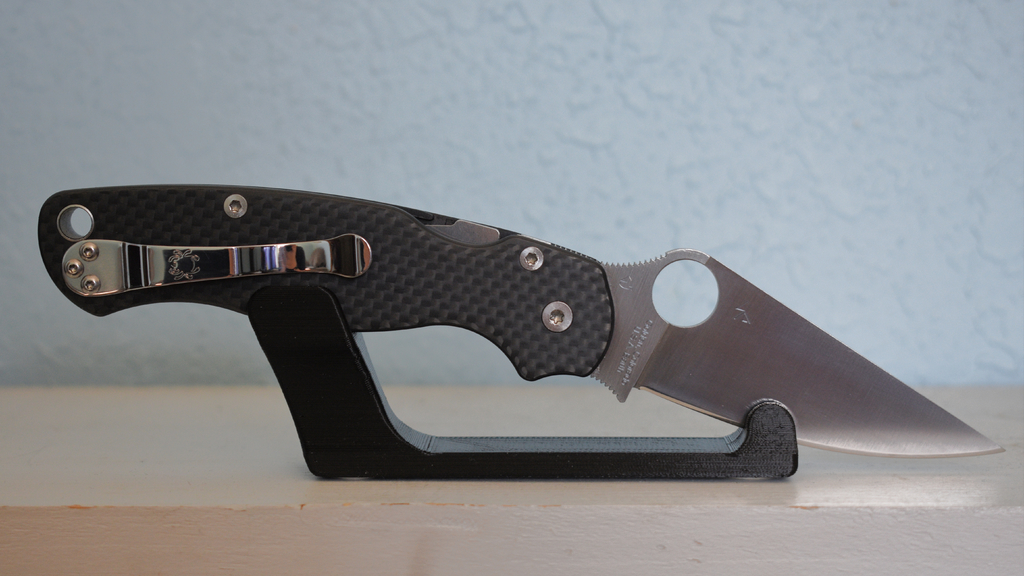 Spyderco Paramilitary 2 Display Stand