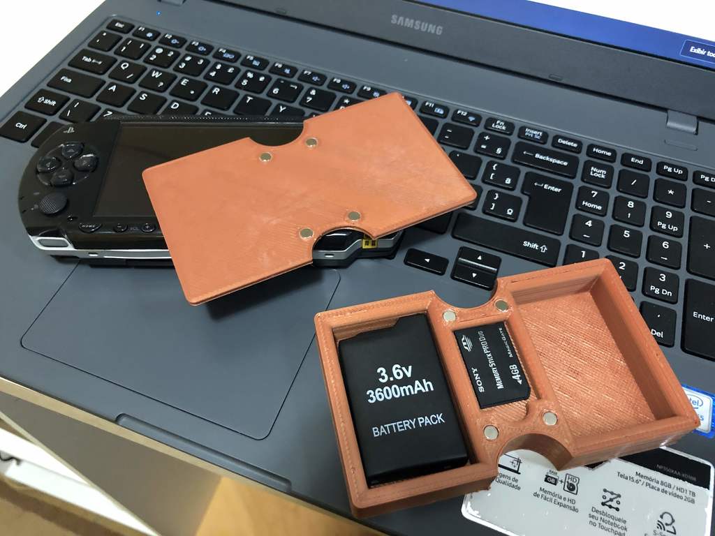 Sony PSP 2x Extra Battery + Memory Stick CASE