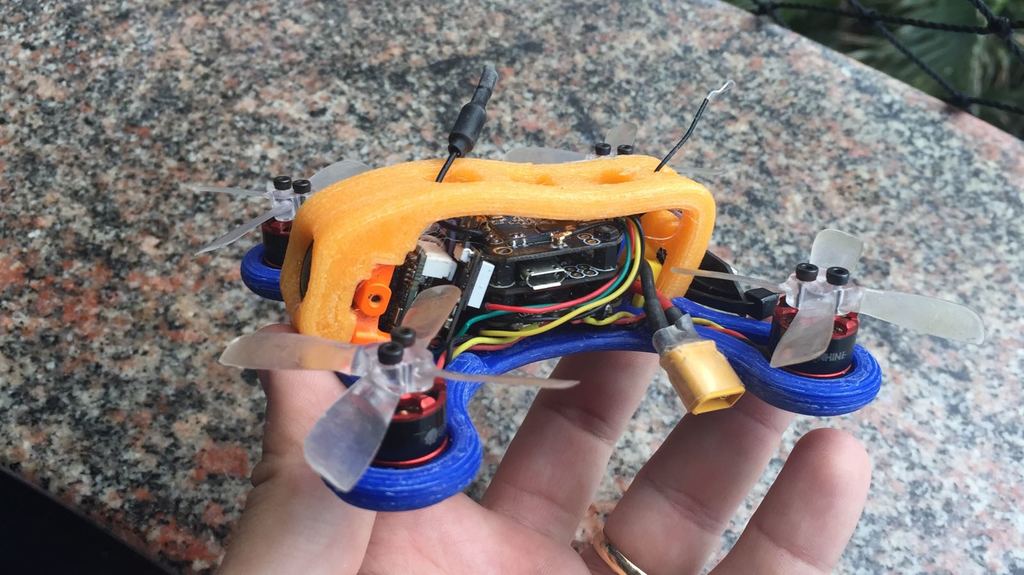 papacapim 105 - frame for micro brushless racer drone 