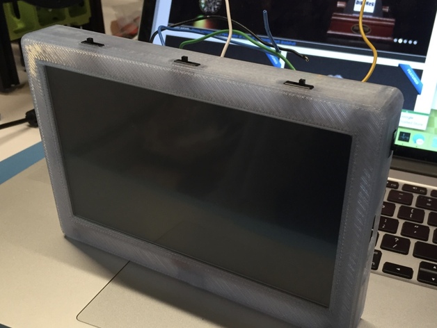 Adafruit 7" Portable HDMI Monitor Case Remix for use as a larger camera monitor