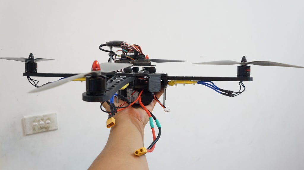Handsome Quadcopter size 450 (for small 20x15x15cm 3d printer)