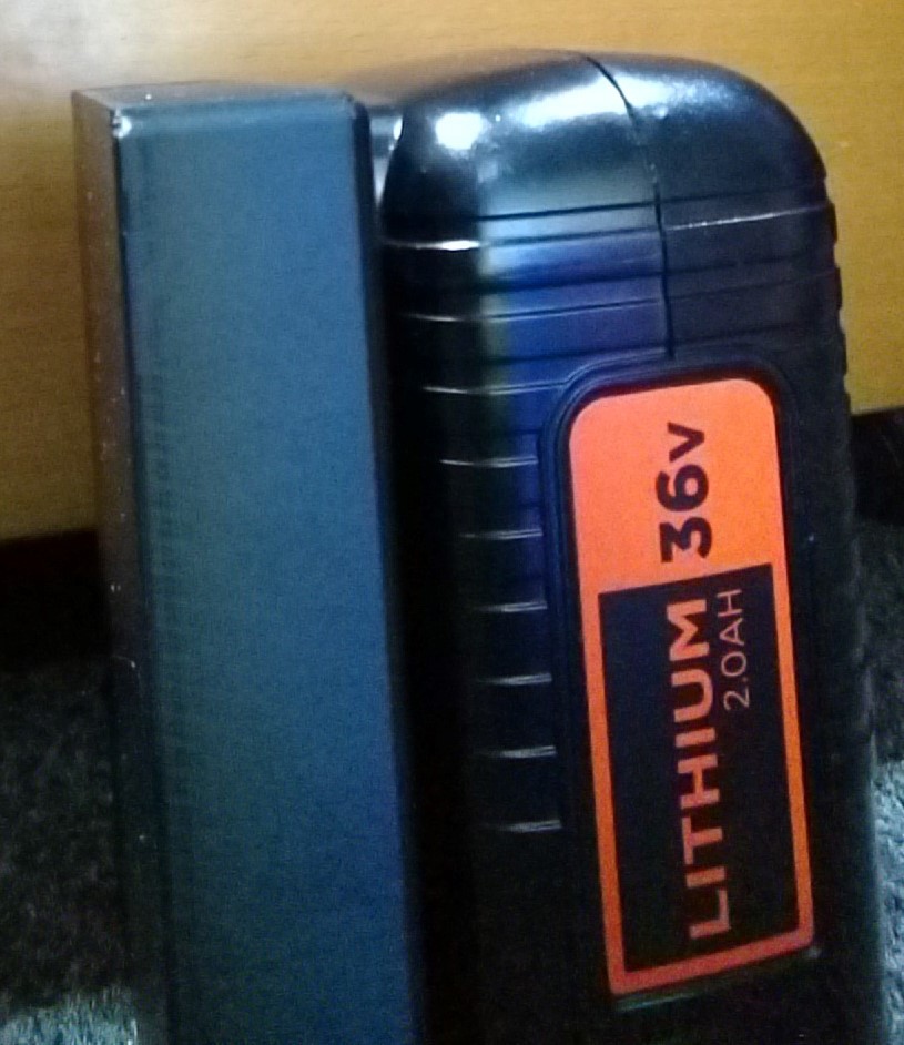 Black & Decker Battery Holder (BL20362)