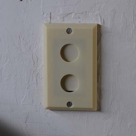 Decora protective switch plate