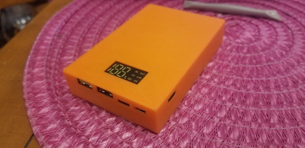 USB Power Bank 4 18650 Cell