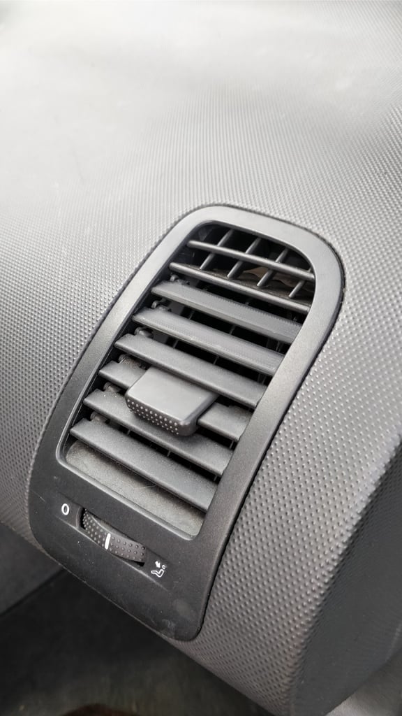 VW LUPO Air-vent Curtain