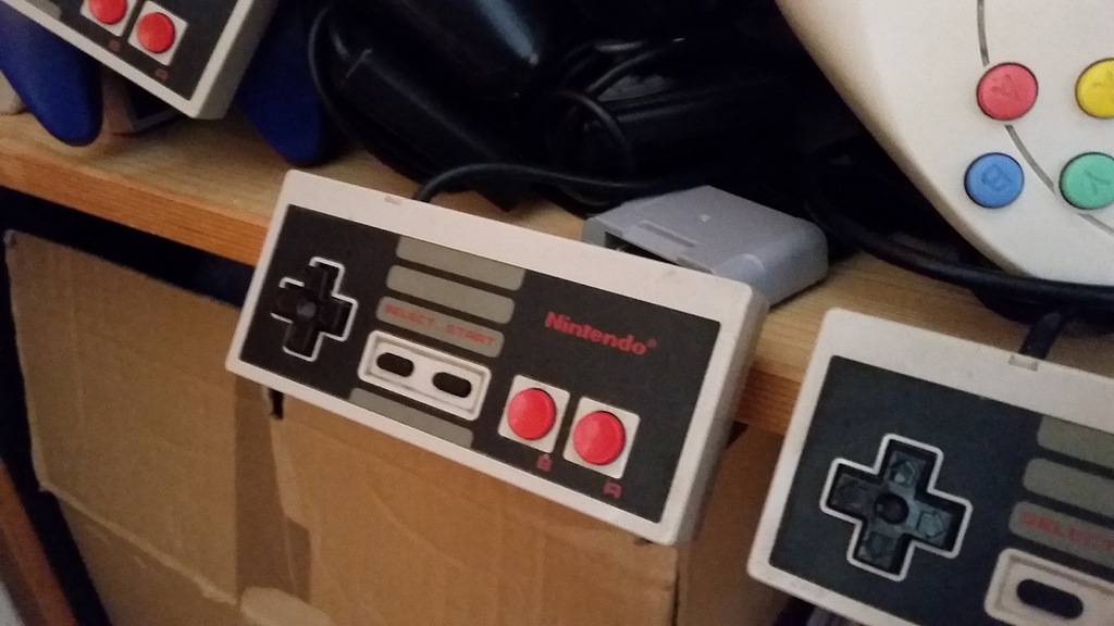 Controller Holder | NES | Nintendo