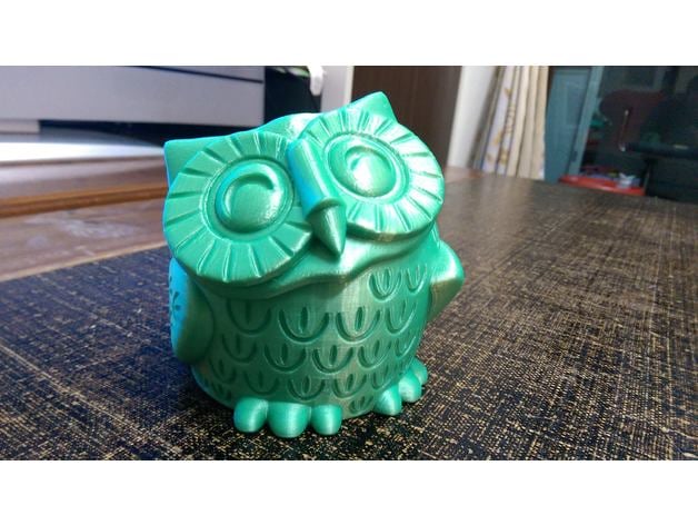 Smiling Owl Pot
