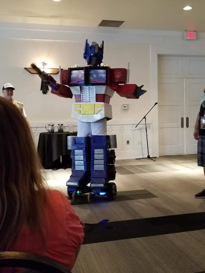 Full Size Optimus Prime Cos-Play Costume