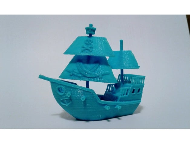 Shiver Me Timbers Benchy With Adjustable Sails