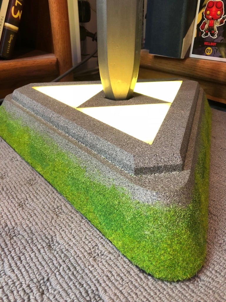 Master Sword Triforce Pedestal Stand (Breath of The Wild) (Light-Up)