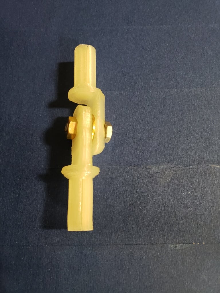 PVC Pipe Pivot/Swivel Joint by RayRay79 - Thingiverse