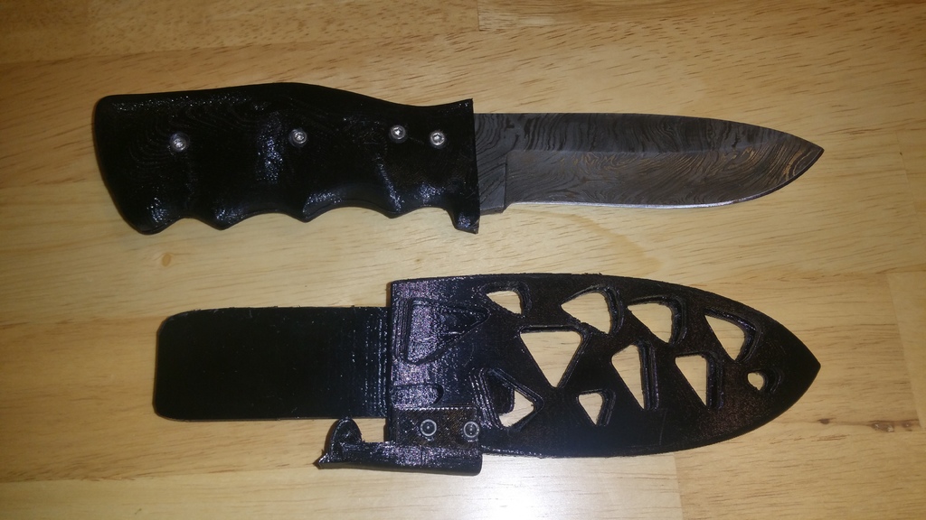 Damascus Knife handle and sheath