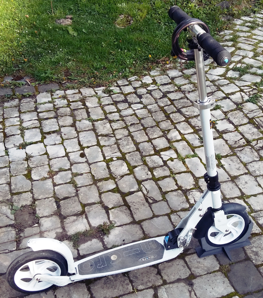 m-cro scooter Tottinettständer / Kickstand for m-cro scooter