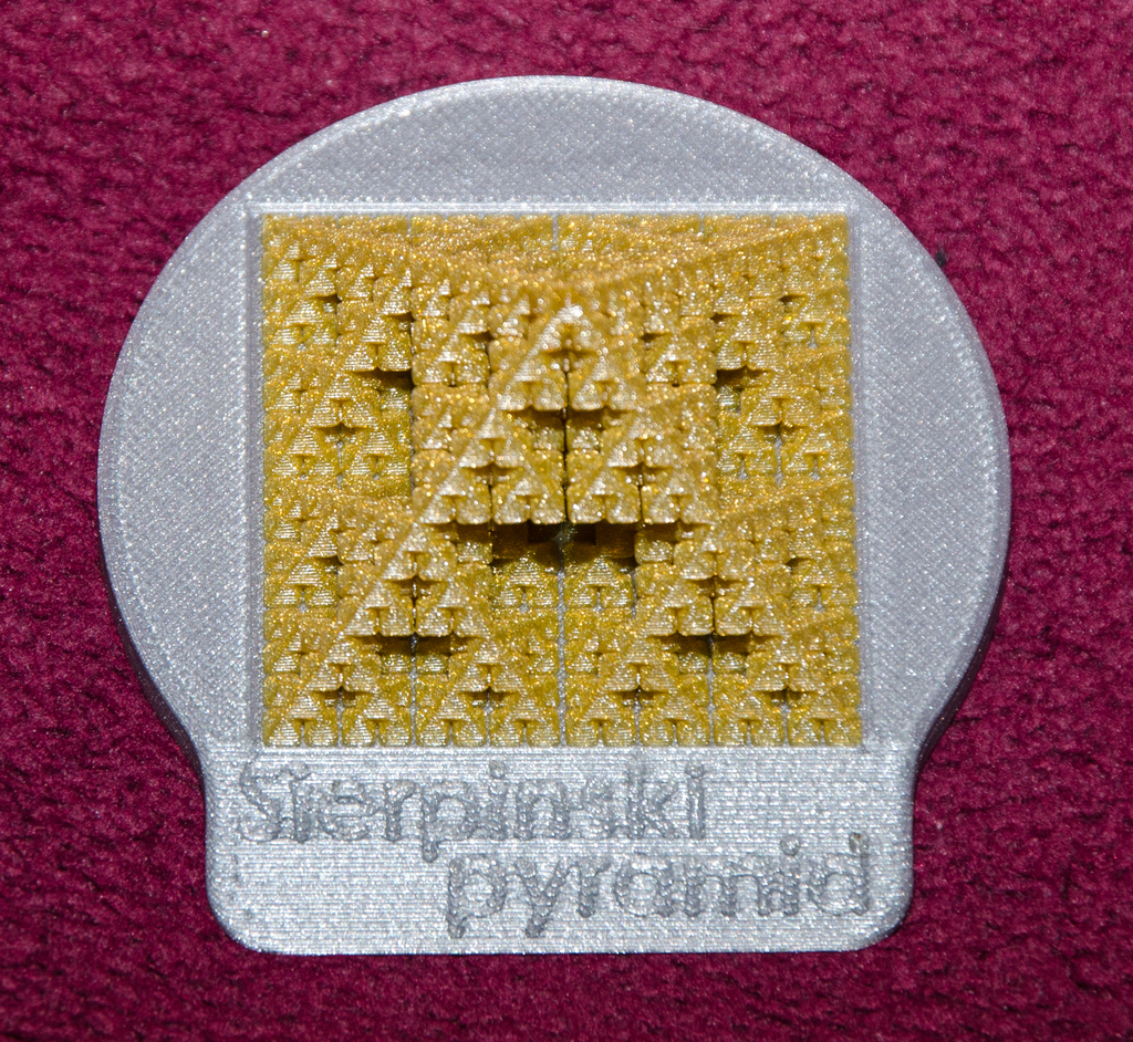 Sierpinski pyramid with platform