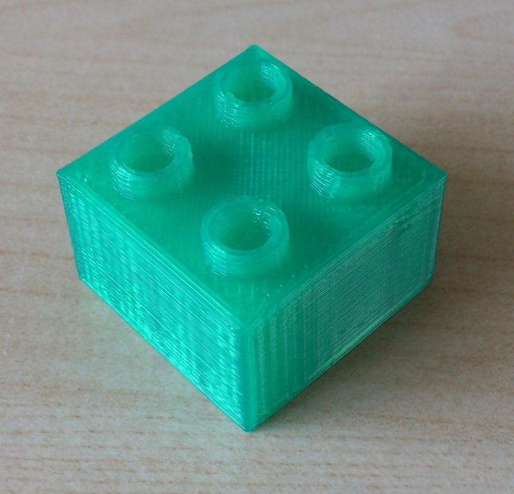 Duplo compatible brick with internal support structures for easy printing