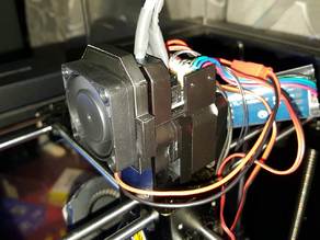 Wanhao Duplicator 6 (D6) extruder motor and drive block fan duct