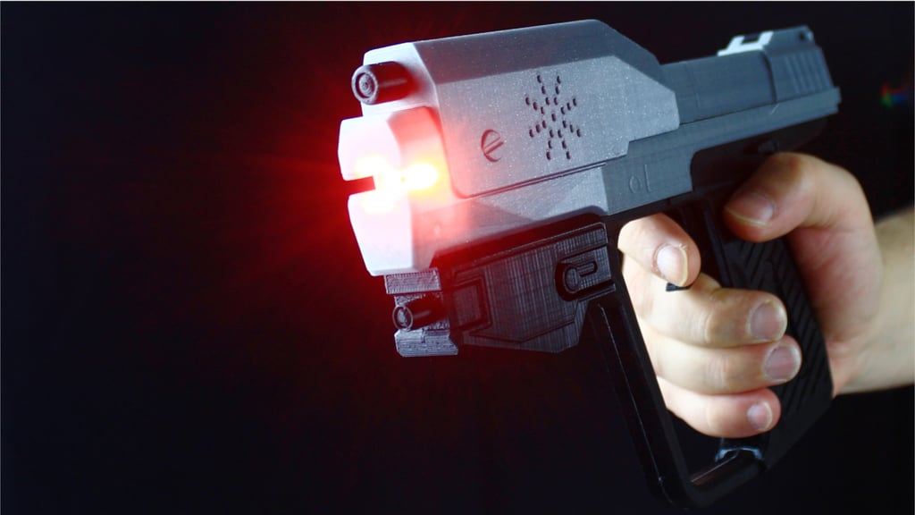 Halo: Reach M6G Magnum