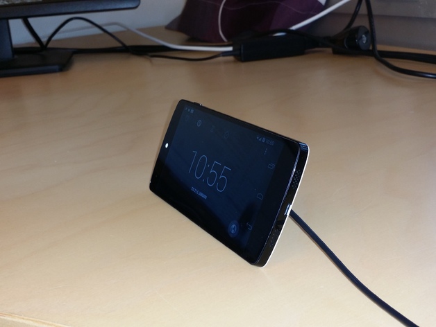 A small stand for the Nexus wireless charger (squared one)