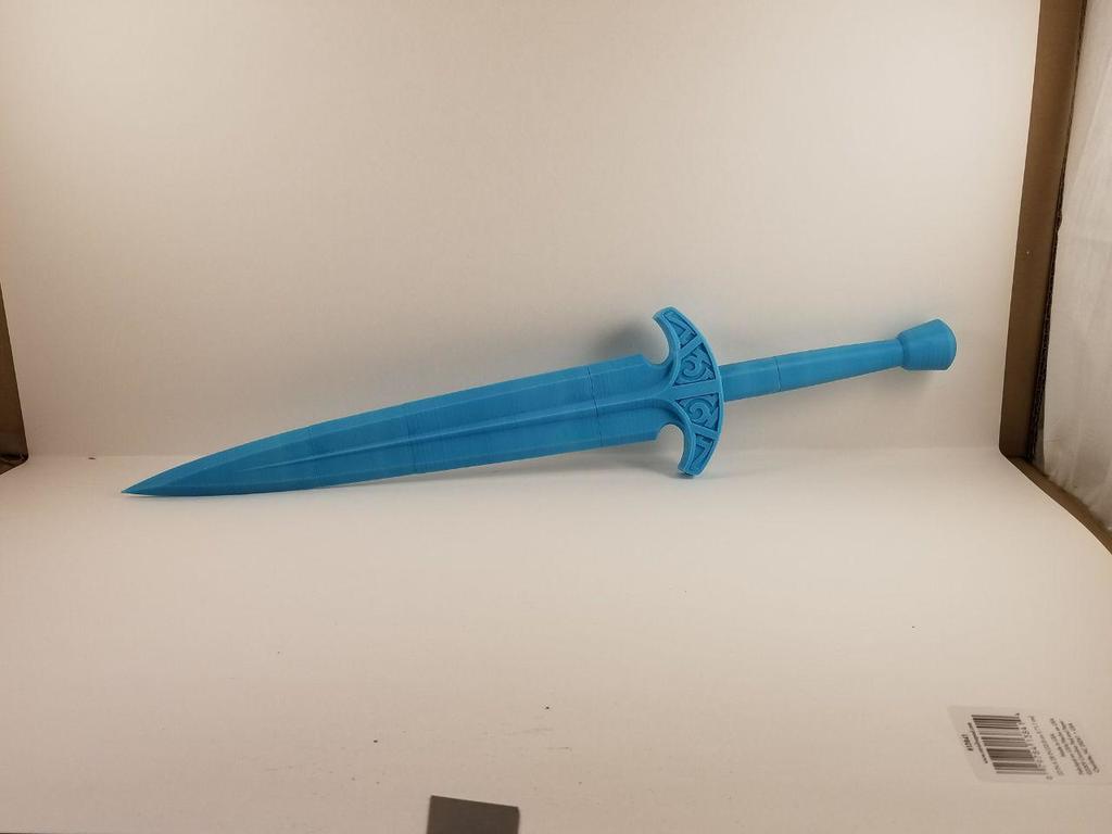 Skyrim steel dagger improved, all in one print including connectors. 