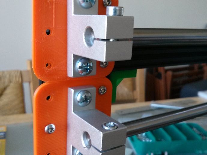 Linear rail support to OpenBeam mounting plate
